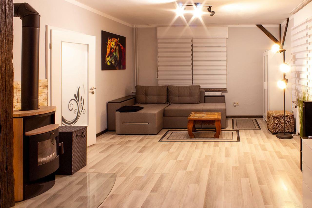 Ferienwohnung Buren/Weiberg ビューレン エクステリア 写真